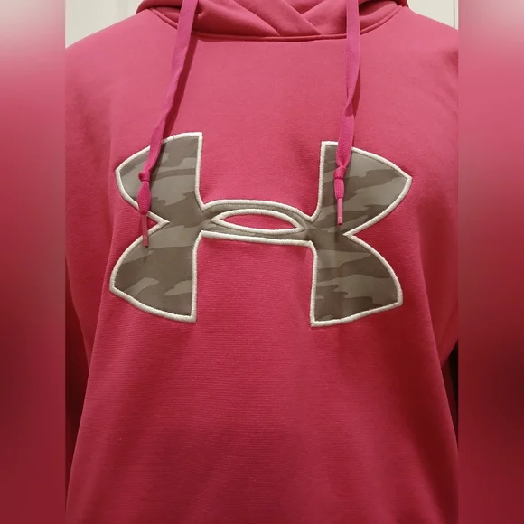Under Armour Pink & Camo Hoodie - Picture 11 of 12